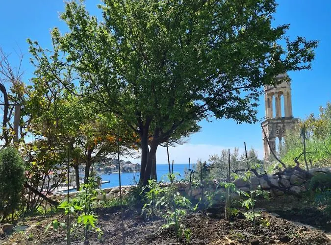 House La Vista Hvar 度假居 赫瓦尔